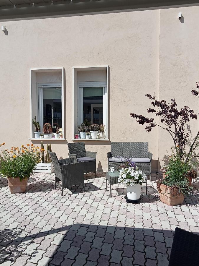 Hotel Porta Rivera LʼAquila Exteriör bild